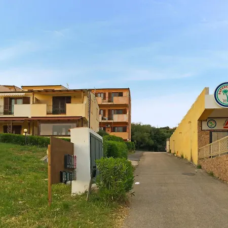 Locazione Turistica Casa A- E C 公寓